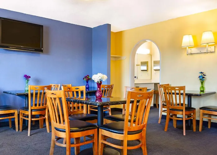Rodeway Inn