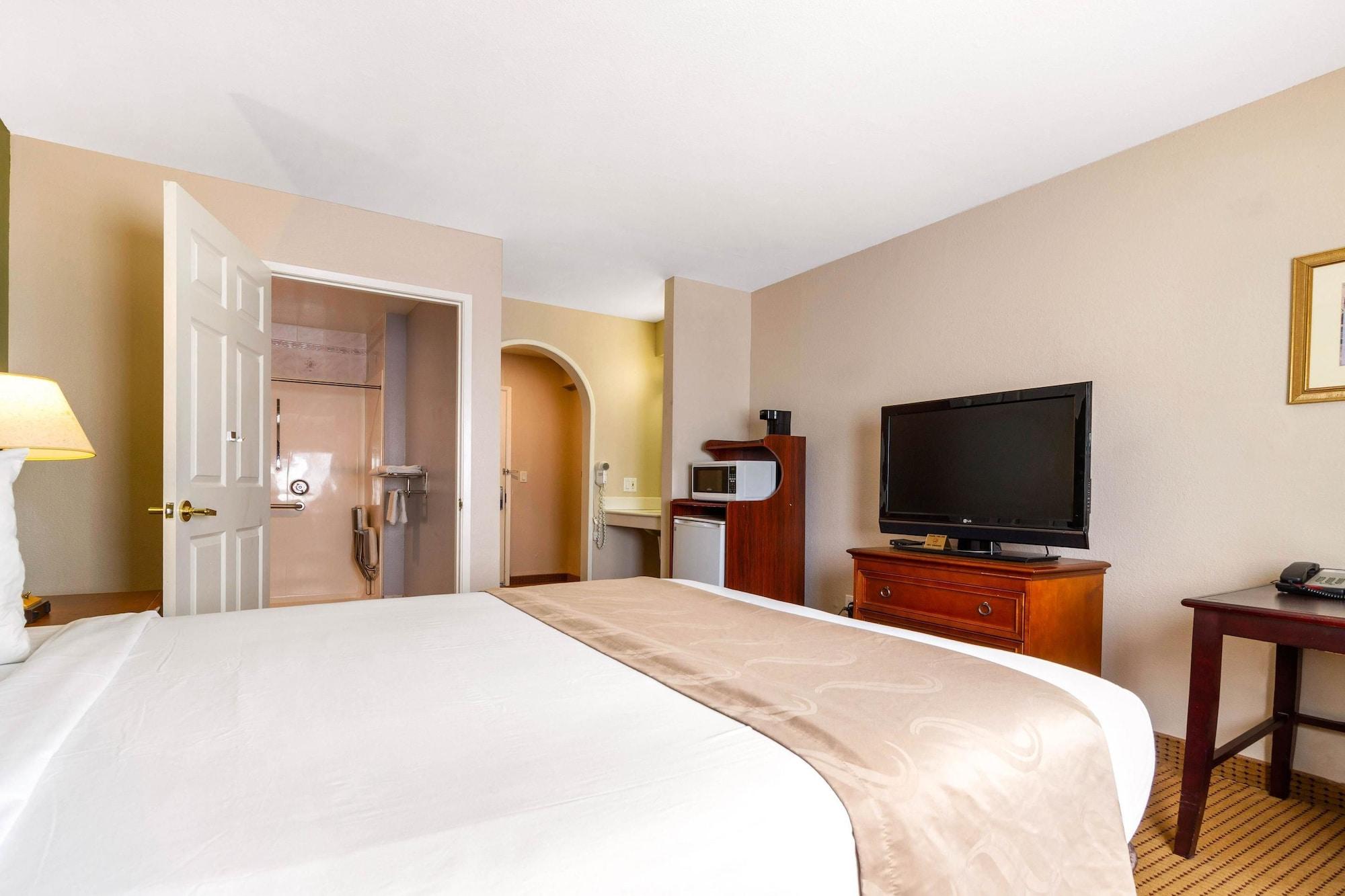 Rodeway 3* Auburn